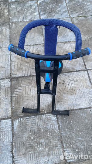 Детское кресло на велосипед переднее