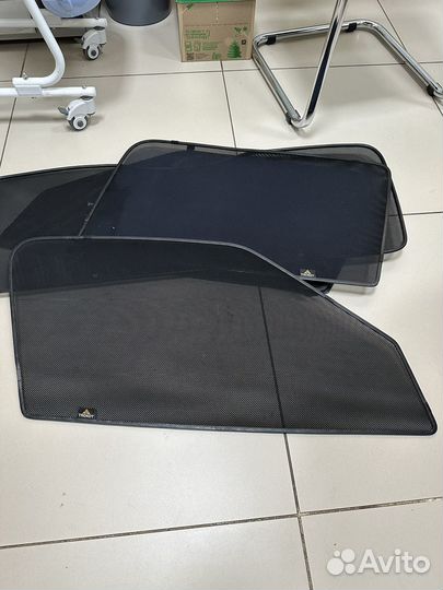 Автомобильные шторки Шкода Йети