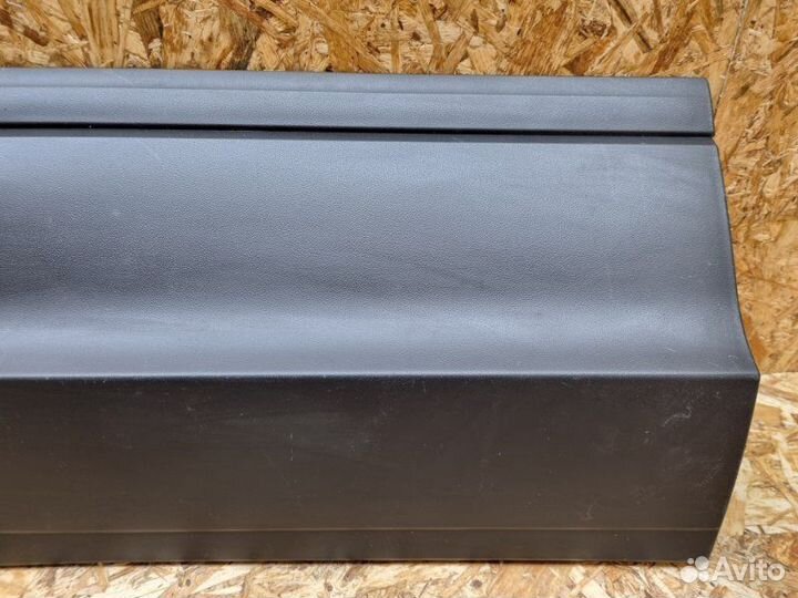 Накладка двери задняя правая Volkswagen Tiguan 2 С