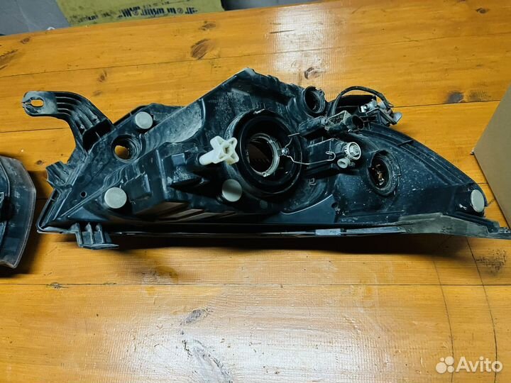 Передние фары на LADA гранту