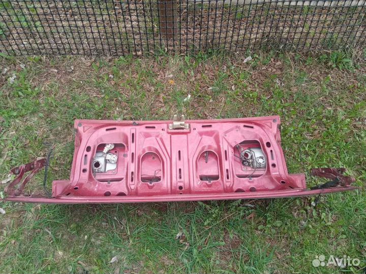 Крышка багажника Audi 80 b3