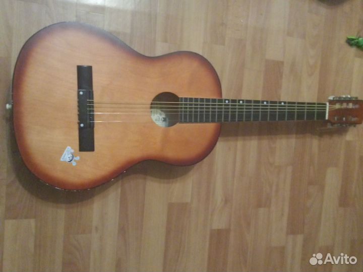 Классическая гитара бу
