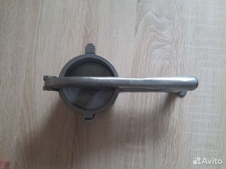 Пресс ручной соковыжималка ручная СССР