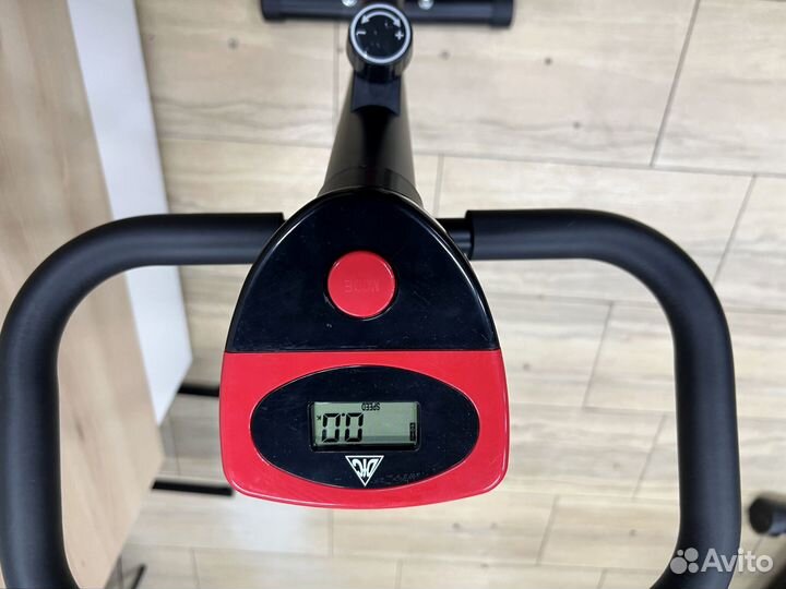 Велотренажер горизонтальный