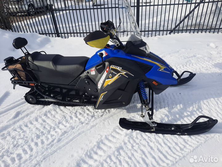Продам снегоход Стелс Капитан