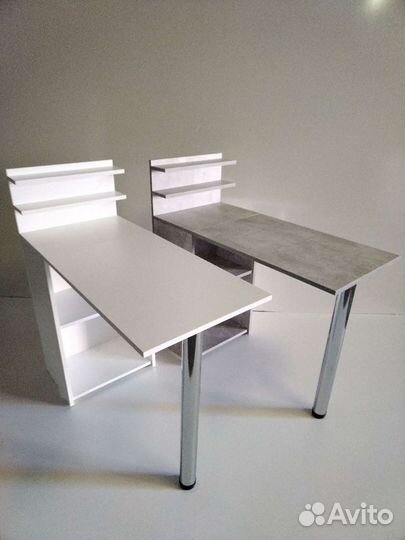 Стол маникюрный новый