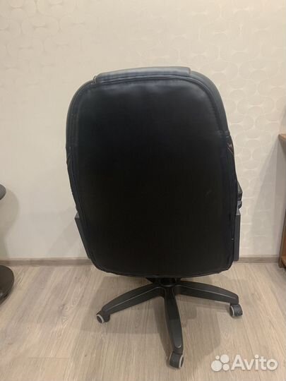 Офисное,компьютерное кресло
