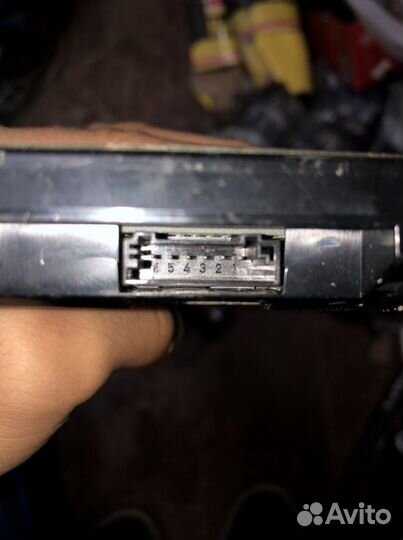 Беcпроводная зарядка Шкода Октавия 3