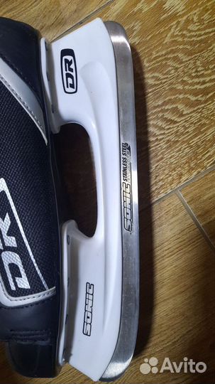 Коньки хоккейные