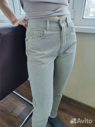 Вельветовые штаны Levis