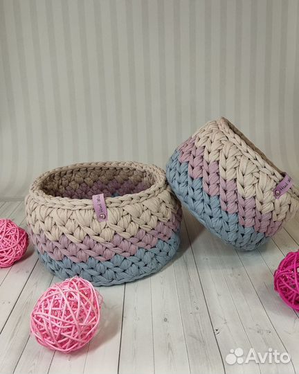 Вязаные корзинки ручной работы