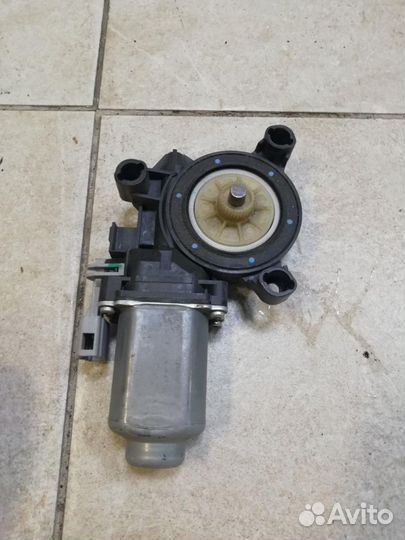 Моторчик стеклоподъемника Volkswagen Polo Sedan 6C