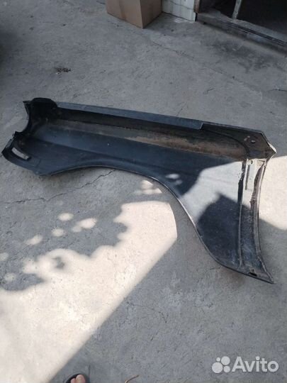Крыло пластиковое газ 24 Волга