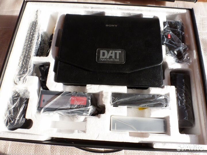 Sony TCD-D10 DAT Digital Audi Tape-Corder Рекордер