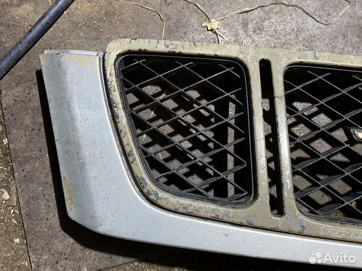 Решетка радиатора Subaru forester sf