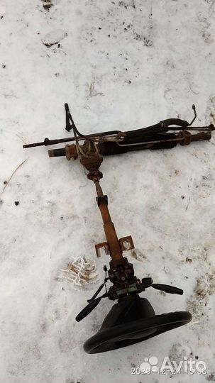 Рулевая рейка с рулем