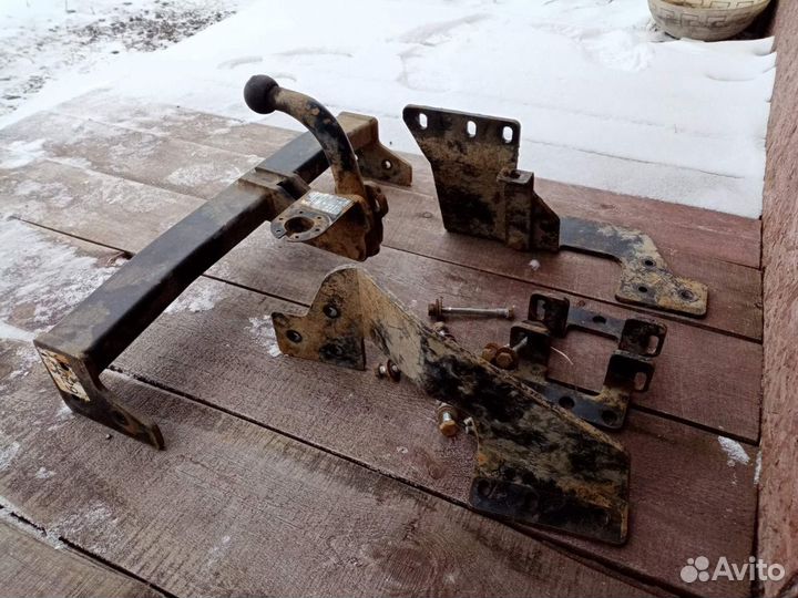 Фаркоп на mitsubishi outlander