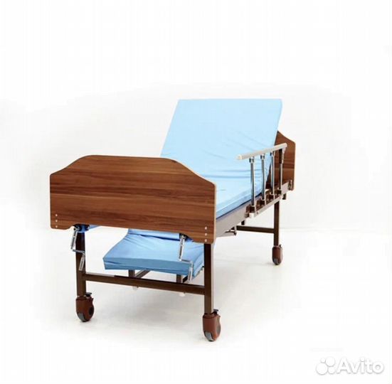 Медицинская кровать для инвалидов
