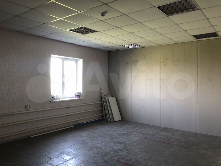 Помещения свободного назначения, 45 м² и 92 м²