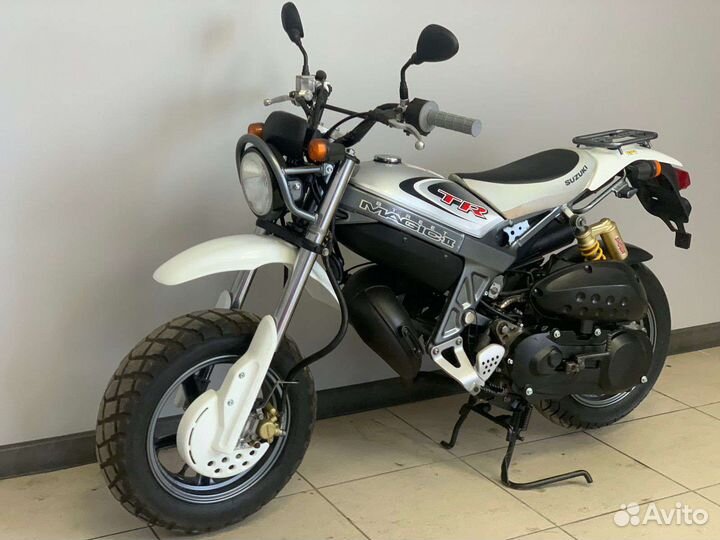 Suzuki Street Magic 50