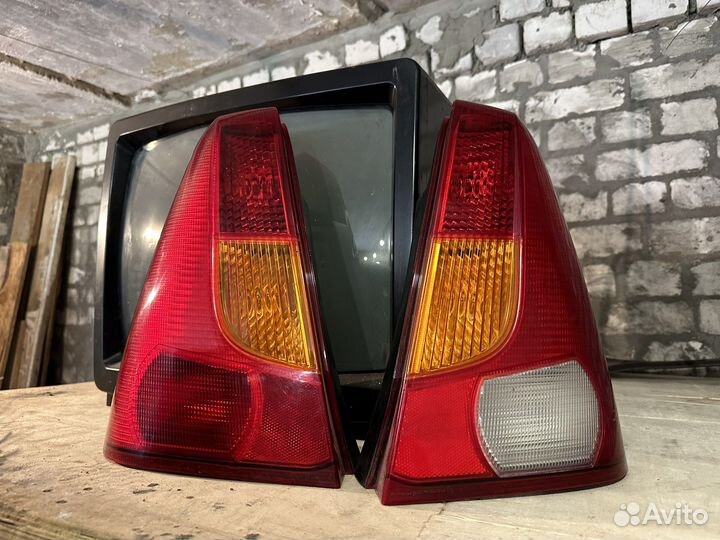 Заднии фонари рено логан