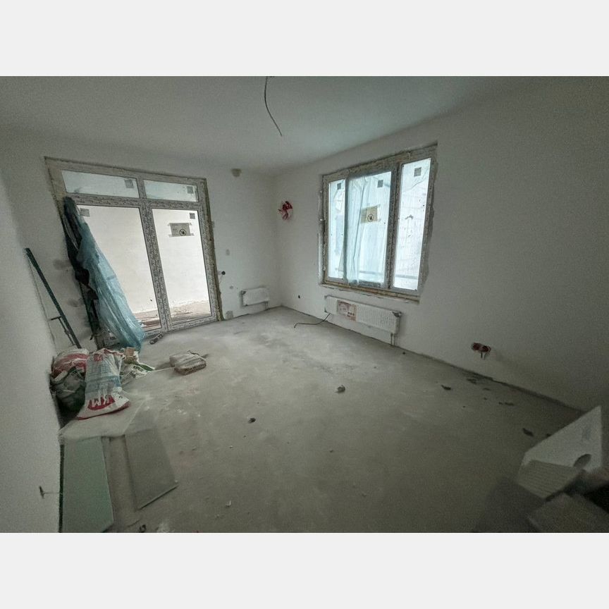 1-к. квартира, 43 м², 8/16 эт.
