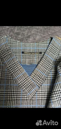 Брючный костюм женский