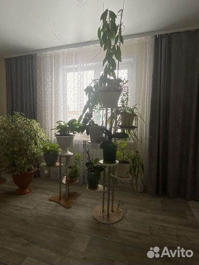 Подставка для цветов