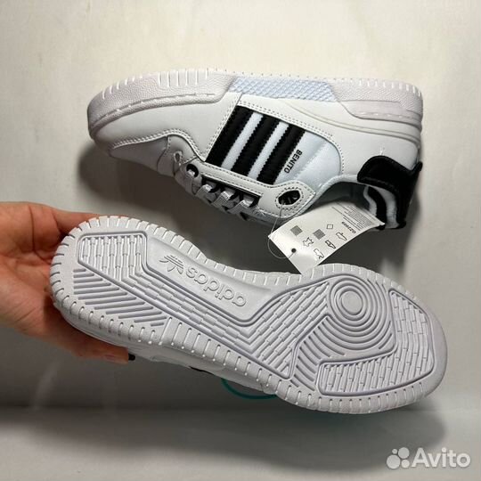 Кроссовки BAD bunny adidas forum powerphase benito