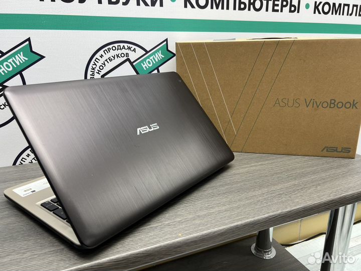 Игровой Asus 8 ядер Core i7-8550 DDR4 GT 110MX SSD