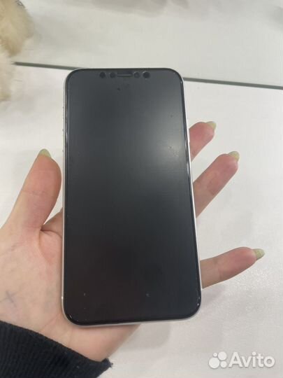iPhone Xr, 128 ГБ