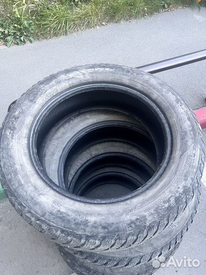 Kumho 722 235/60 R18