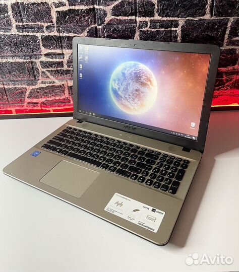 Как новый asus/N3350/4Gb/HDD500