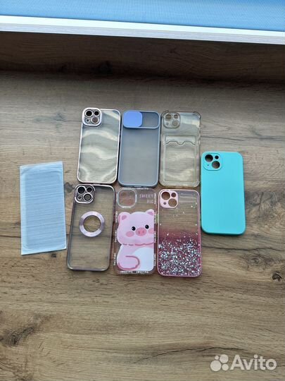 Чехлы на iPhone 13