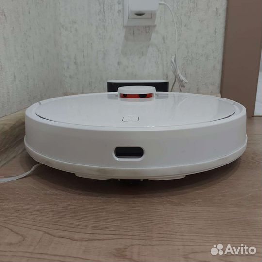 Продам робот пылесос