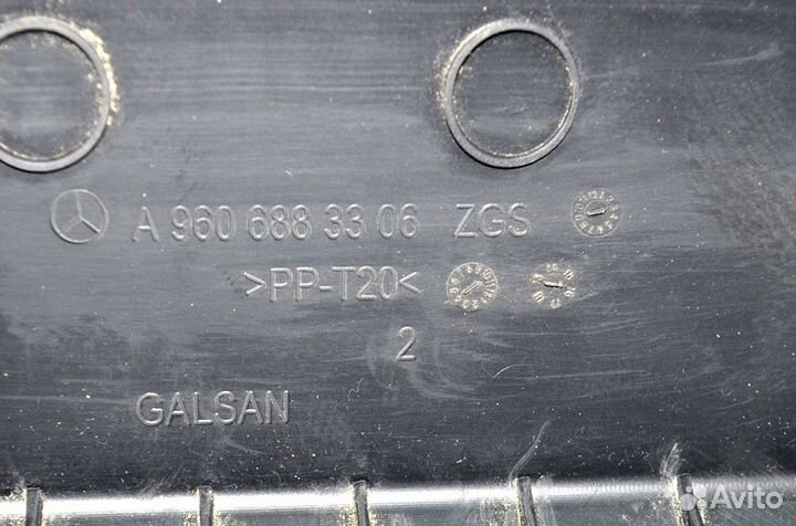 Крышка бардачка правая салонная mercedes-benz Actr