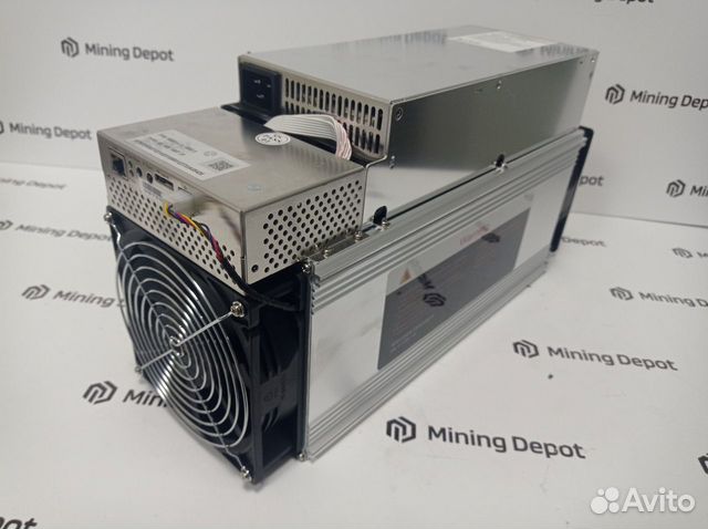 Whatsminer M50s 132th