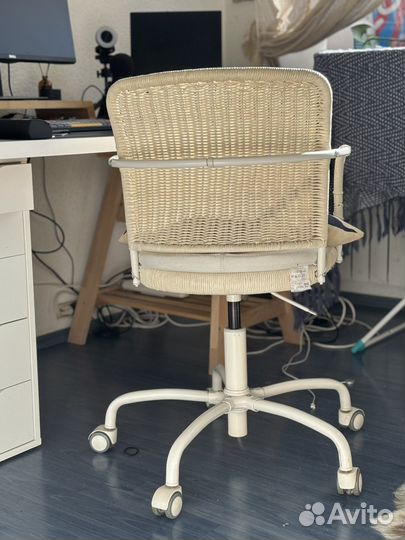 Компьютерный стул плетеный IKEA Грегор