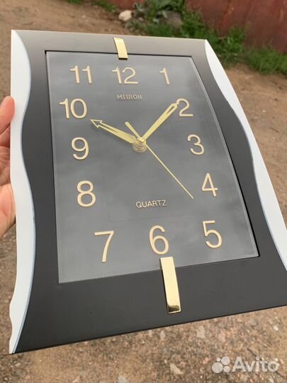 Часы настеные