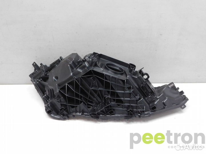 Б/У Б/У Корпус фары левой новая full LED