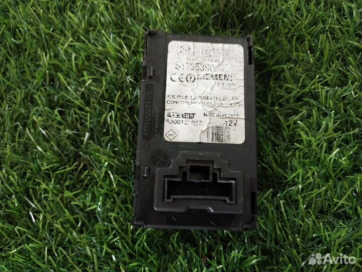 Замок зажигания Renault Scenic II