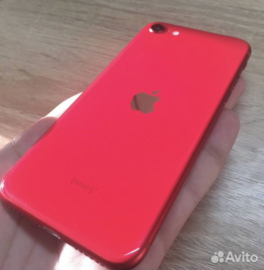 iPhone SE (2020), 64 ГБ