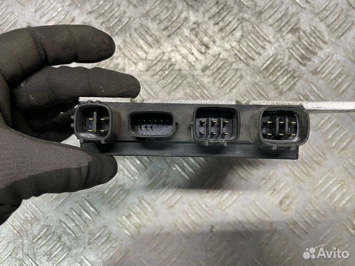 Блок управления форсунками Lexus GS (3)