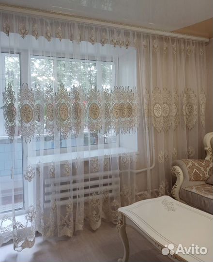 Тюль Вензель с Лилией, жемчугом и стразами