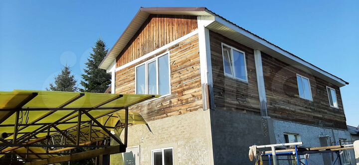 Дом 157 м² на участке 8,2 сот.