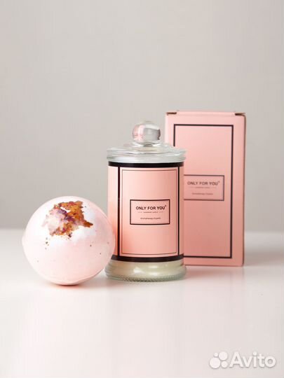 Подарочный набор для женщин на 8 марта розовый