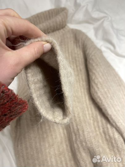 Свитер из шерсти