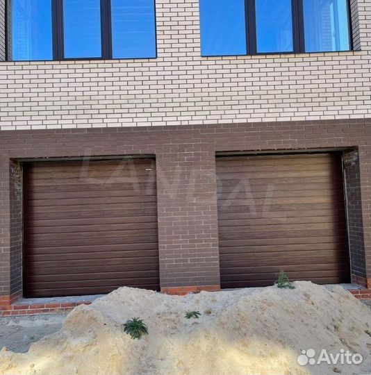 Секционные ворота