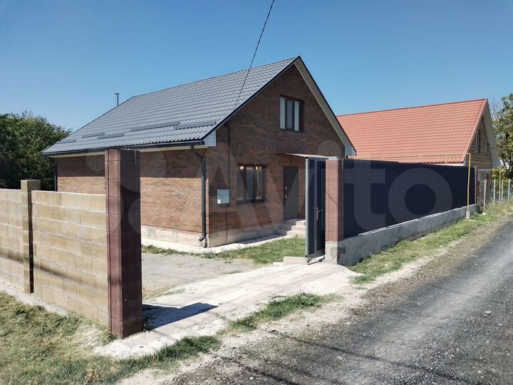 Дом 123,7 м² на участке 6 сот.