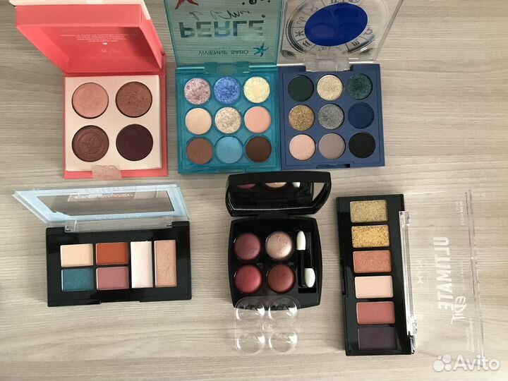 Лоты косметики (Chanel, Cle DE Peau, Payot)